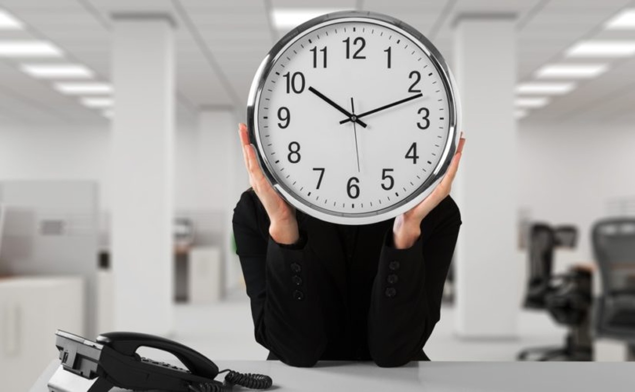 La modificación del horario de un empleado puede llevar aparejada una indemnización por daños y perjuicios